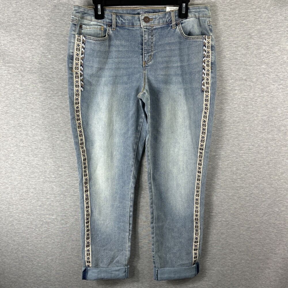 BNWT Inc Denim Mid Rise Straight 10/30 Rolled Cuff, Embellished Strip-CUTE